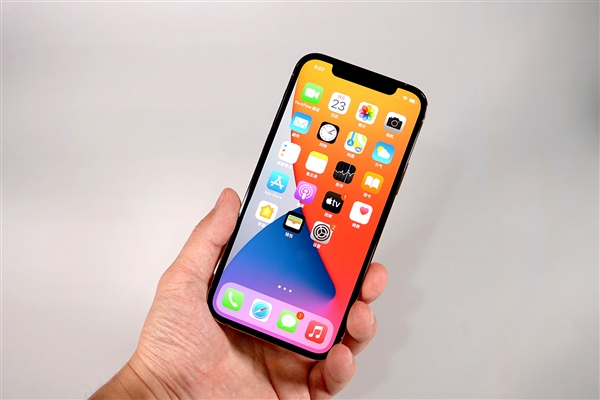 巫山苹果手机维修分享iOS 14.2修订版已到，专属iPhone 12系列 